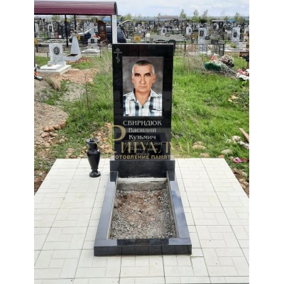 Памятник из гранита 157 — ritualum.ru